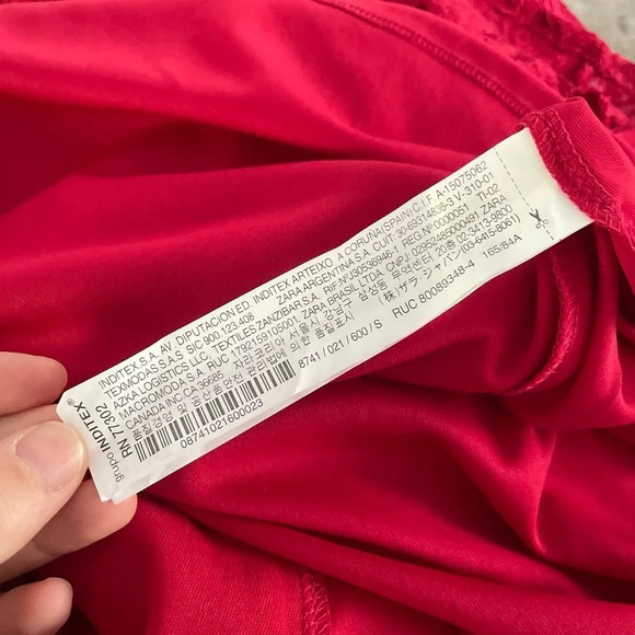 Zara Off Shoulder red lace midi dress size small - Picture 6 of 9